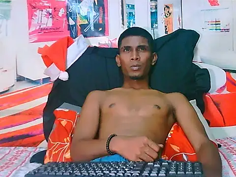 Snapshot of IndianThuggin chatting on December 13, 2025, 8:04 pm IndianThuggin online show from December 13, 2025, 8:04 pm