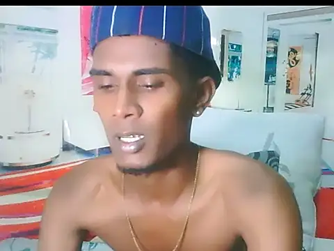 Snapshot of IndianThuggin chatting on October 22, 2025, 5:56 pm IndianThuggin online show from October 22, 2025, 5:56 pm