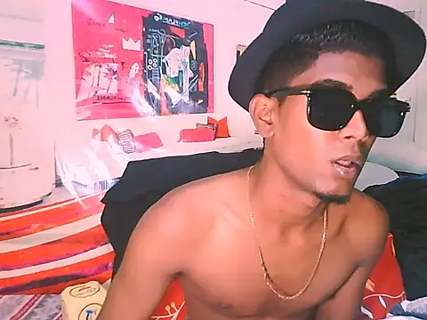 Snapshot of IndianThuggin chatting on November 18, 2025, 5:49 pm IndianThuggin online show from November 18, 2025, 5:49 pm