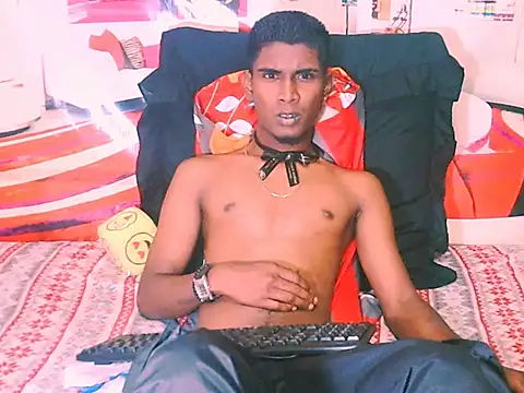 Snapshot of IndianThuggin chatting on November 17, 2025, 7:12 am IndianThuggin online show from November 17, 2025, 7:12 am