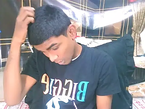 Snapshot of IndianThuggin chatting on July 22, 2026, 11:12 am IndianThuggin online show from July 22, 2026, 11:12 am