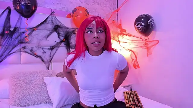 Sofia clk online show from October 31, 2025, 4:09 am