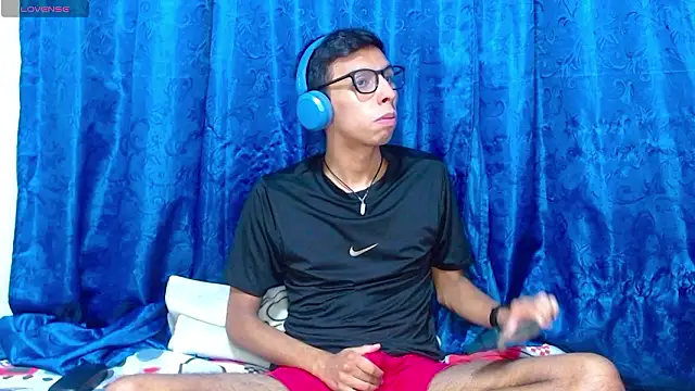 DavTwink3100 online show from March 24, 2026, 1:49 am