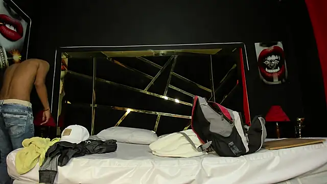 Snapshot of Emiliano_Reyes chatting on October 30, 2025, 3:05 am Emiliano Reyes online show from October 30, 2025, 3:05 am