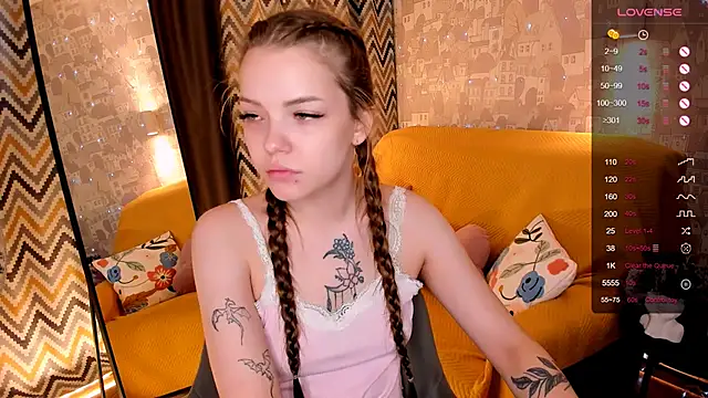 MelissaBell  online show from June 27, 2026, 2:06 am