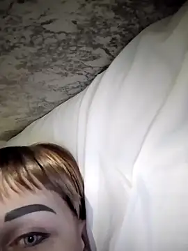 Loveyoudearxq online show from October 19, 2025, 3:59 pm