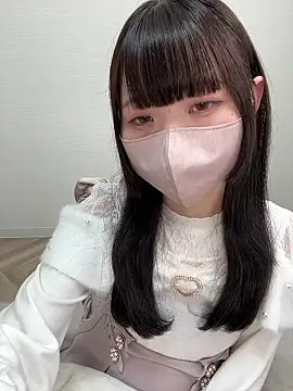 Snapshot of Reina_cute_00_ chatting on February 28, 2026, 8:03 am Reina cute 00 online show from February 28, 2026, 8:03 am