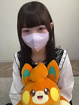 Snapshot of Reina_cute_00_ chatting on March 11, 2026, 8:08 am Reina cute 00 online show from March 11, 2026, 8:08 am