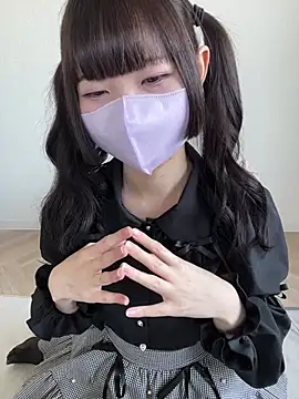 Snapshot of Reina_cute_00_ chatting on March 17, 2026, 2:14 am Reina cute 00 online show from March 17, 2026, 2:14 am