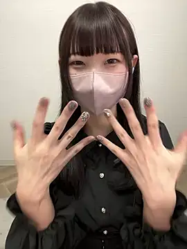 Reina cute 00  online show from January 19, 2026, 4:27 am