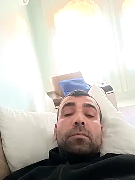 Snapshot of Bugattiveyron1 chatting on November 29, 2025, 12:27 pm Bugattiveyron1 online show from November 29, 2025, 12:27 pm