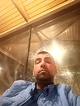 Snapshot of Bugattiveyron1 chatting on December 5, 2025, 9:01 pm Bugattiveyron1 online show from December 5, 2025, 9:01 pm