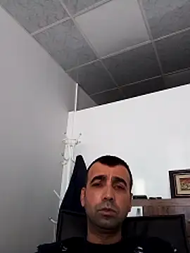 Snapshot of Bugattiveyron1 chatting on October 18, 2025, 11:45 am Bugattiveyron1 online show from October 18, 2025, 11:45 am