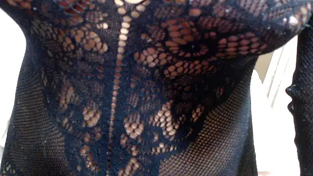 RissaGx online show from November 12, 2025, 6:12 pm