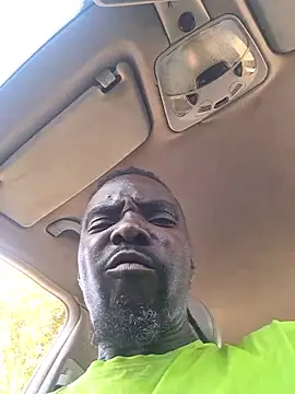 Snapshot of Mboro1988 chatting on January 13, 2026, 2:43 pm Mboro1988 online show from January 13, 2026, 2:43 pm