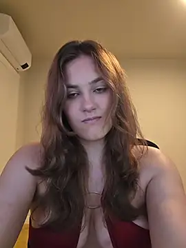 MiaRides19 online show from July 13, 2026, 7:24 pm