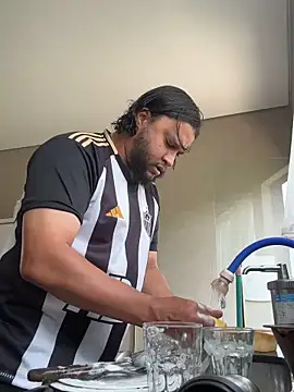 Snapshot of LoboCachorro chatting on November 4, 2025, 12:53 pm LoboCachorro online show from November 4, 2025, 12:53 pm