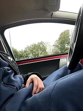 Rotteei1 online show from October 25, 2025, 8:35 am