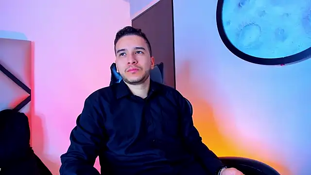 mike 257 online show from November 25, 2025, 11:54 am