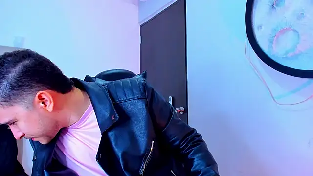 mike 257 online show from November 8, 2025, 11:47 am