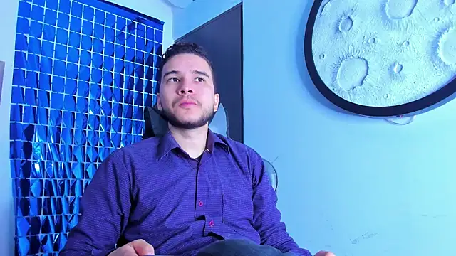 Snapshot of mike_257 chatting on March 16, 2026, 11:25 am mike 257 online show from March 16, 2026, 11:25 am