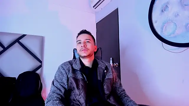 mike 257 online show from November 3, 2025, 11:47 am