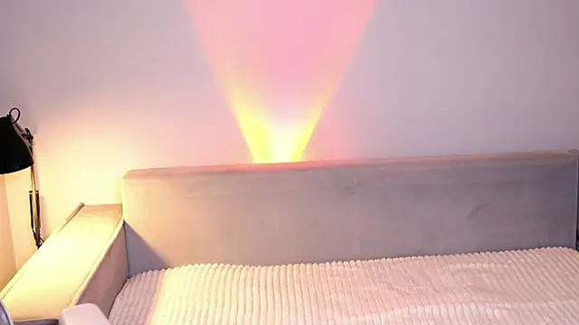 WhyEmmyCry online show from February 15, 2026, 7:51 am