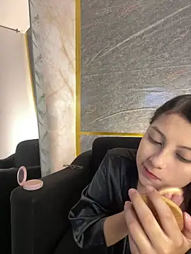 Sammy Sweet01 online show from October 21, 2025, 12:04 pm