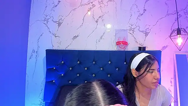 Snapshot of Dakotaa_Johnson chatting on March 19, 2026, 9:48 pm Dakotaa Johnson online show from March 19, 2026, 9:48 pm