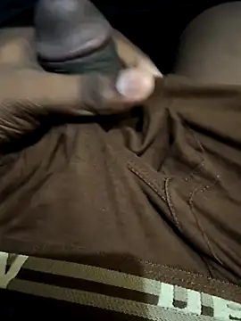 Snapshot of 67yoki chatting on March 1, 2026, 12:27 pm 67yoki online show from March 1, 2026, 12:27 pm