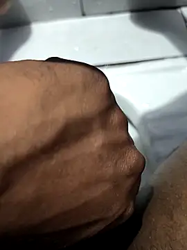 Snapshot of 67yoki chatting on January 16, 2026, 8:13 pm 67yoki online show from January 16, 2026, 8:13 pm