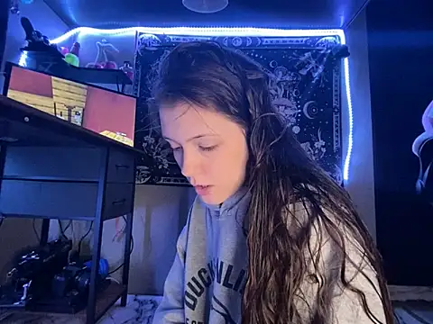 Thedeepwebcutie online show from May 5, 2026, 7:00 am