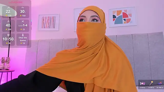 fatiima  online show from November 19, 2025, 7:25 pm