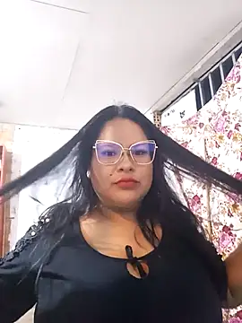 Snapshot of celeste122595 chatting on November 17, 2025, 2:26 am celeste122595 online show from November 17, 2025, 2:26 am