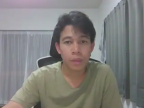 Snapshot of SobaKurd chatting on November 13, 2025, 12:42 pm SobaKurd online show from November 13, 2025, 12:42 pm