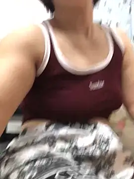 HinayLa online show from February 7, 2026, 2:30 am