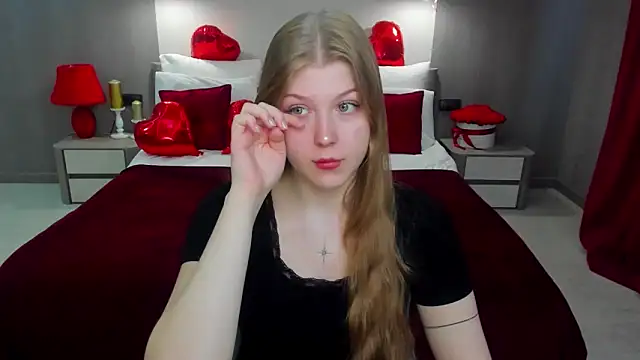 Snapshot of Stella_Light chatting on March 13, 2026, 11:48 am Stella Light online show from March 13, 2026, 11:48 am