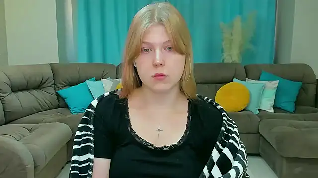 Stella Light online show from November 4, 2025, 4:16 am