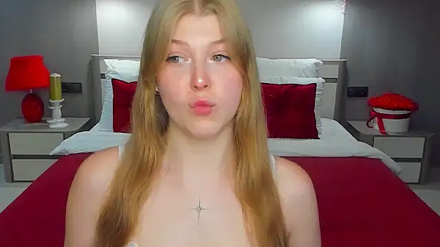 Stella Light online show from July 17, 2026, 5:32 pm