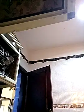 Snapshot of SandyAmr chatting on March 8, 2026, 8:17 am SandyAmr online show from March 8, 2026, 8:17 am