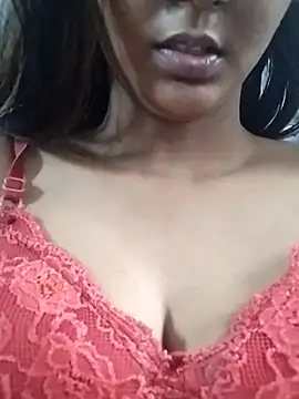 Snapshot of Aaliya_BigBoobs_1 chatting on February 20, 2026, 9:33 am Aaliya BigBoobs 1 online show from February 20, 2026, 9:33 am