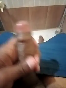 Snapshot of HeatableRevan chatting on March 22, 2026, 12:50 pm HeatableRevan online show from March 22, 2026, 12:50 pm