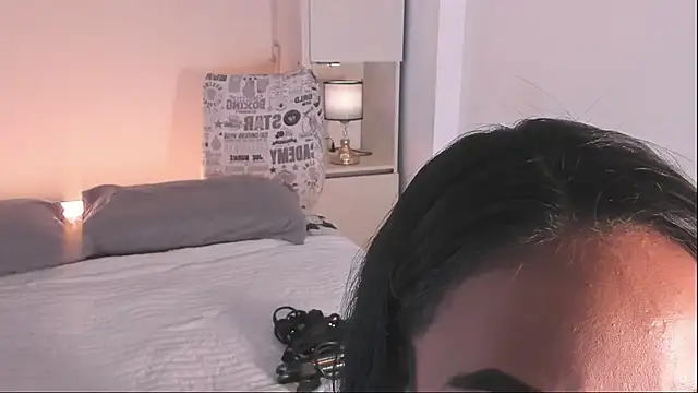 Blackywhiite online show from November 3, 2025, 12:42 pm