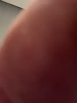 Snapshot of wellingtonmds chatting on November 15, 2025, 11:42 pm wellingtonmds online show from November 15, 2025, 11:42 pm