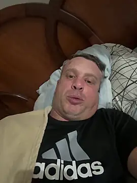 Snapshot of wellingtonmds chatting on November 18, 2025, 12:59 am wellingtonmds online show from November 18, 2025, 12:59 am