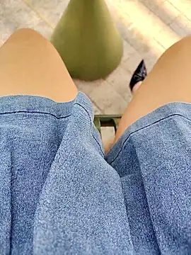 Mina-02 online show from January 11, 2026, 6:31 am