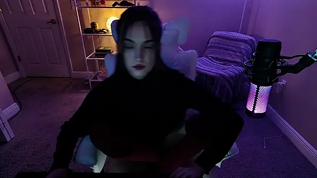 AngieFae  online show from February 13, 2026, 2:44 am