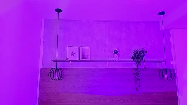Isa doux online show from July 11, 2026, 3:18 am