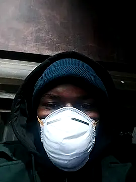 loVbRo1 online show from November 28, 2025, 9:15 pm