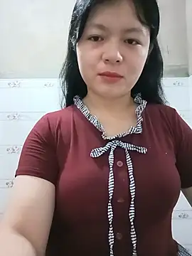 lisa-bae00 online show from July 30, 2026, 1:27 am